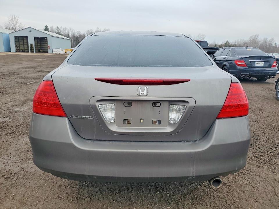 47342196 :رقم المزاد ، 1HGCM567X7A810440 vin ، 2007 Honda Accord مزاد بيع