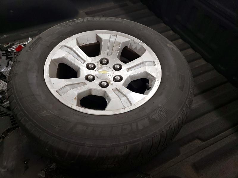 Продажа на аукционе авто 2015 Chevrolet Silverado, vin: 3GCUKREC0FG306588, номер лота: 47788916