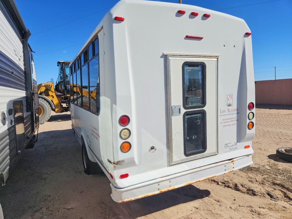 2003 Ford E450 მანქანა იყიდება აუქციონზე, vin: 1FDXE45S33HB85132, აუქციონის ნომერი: 46301676