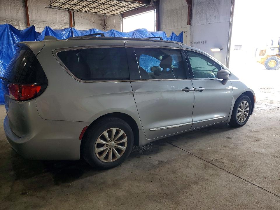 2018 Chrysler Pacifica მანქანა იყიდება აუქციონზე, vin: 2C4RC1BG4JR110829, აუქციონის ნომერი: 48008976