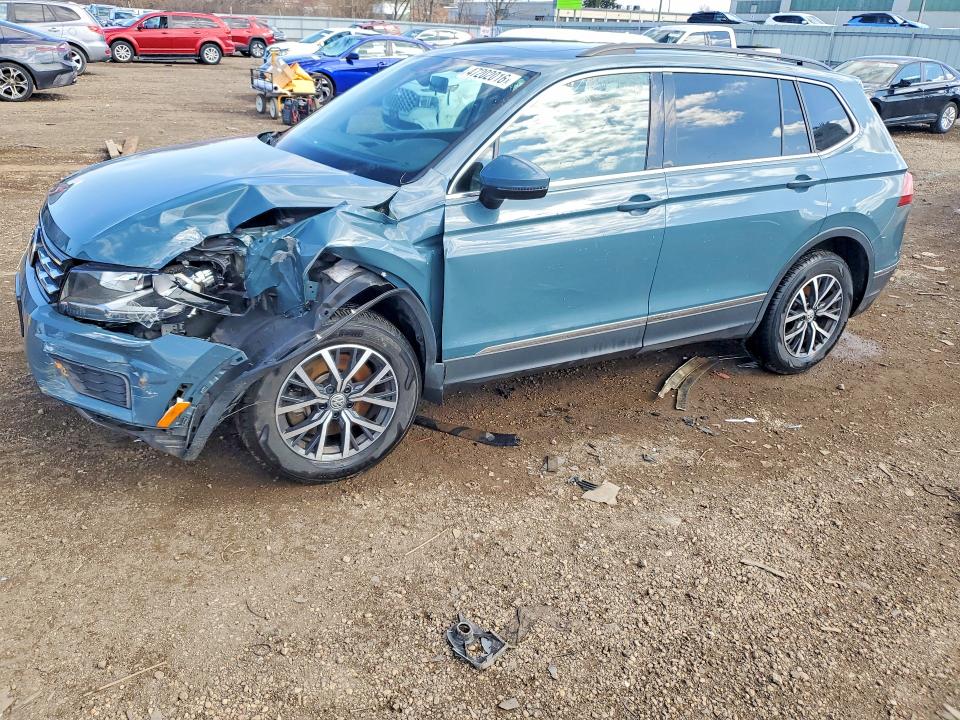 Продажа на аукционе авто 2020 Volkswagen Tiguan, vin: 3VV2B7AX0LM170451, номер лота: 47202016
