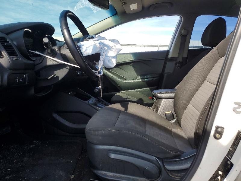 2015 Kia Forte მანქანა იყიდება აუქციონზე, vin: KNAFX4A80F5266290, აუქციონის ნომერი: 41902906