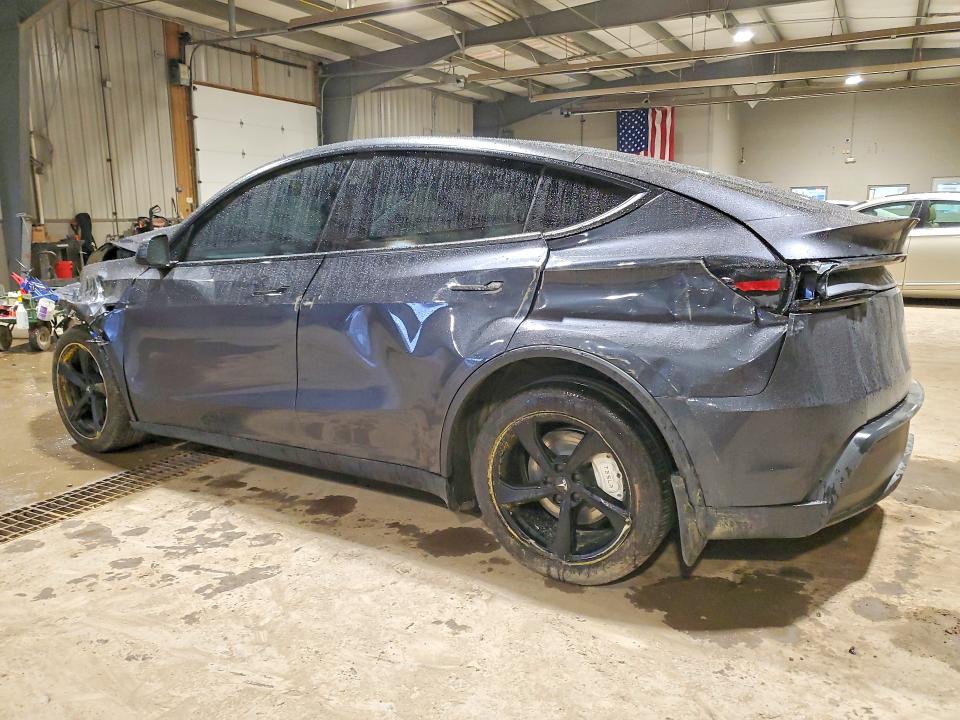 Продажа на аукционе авто 2026 Tesla Model Y, vin: 7SAYGDEE4TA443400, номер лота: 46140986