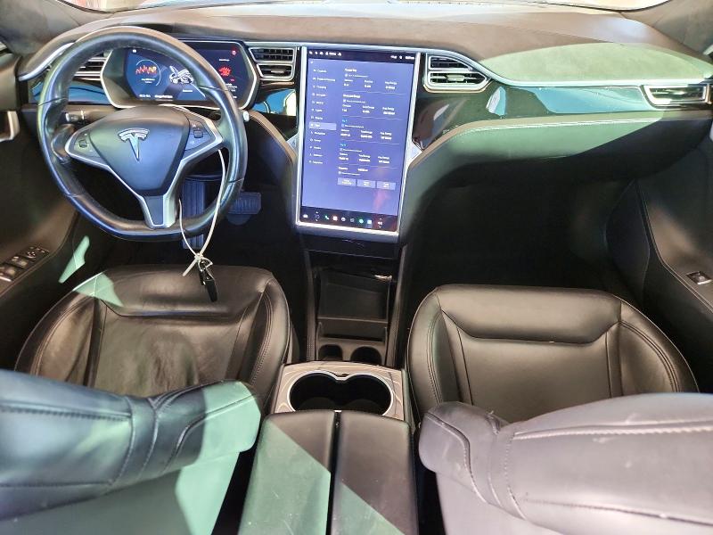 2015 Tesla Model S მანქანა იყიდება აუქციონზე, vin: 5YJSA1H25FF086482, აუქციონის ნომერი: 45603256