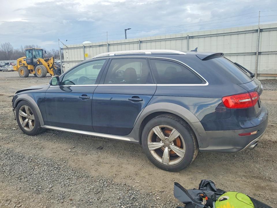 Продаж на аукціоні авто 2016 Audi A4 Allroad, vin: WA1UFAFL8GA002567, номер лоту: 45642906