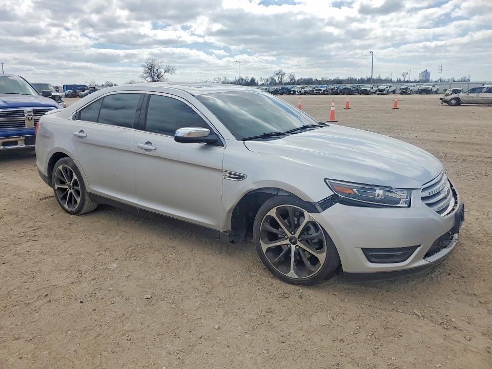 2015 Ford Taurus მანქანა იყიდება აუქციონზე, vin: 1FAHP2J86FG166575, აუქციონის ნომერი: 79127315