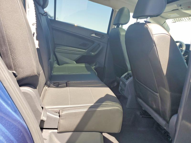 Продажа на аукционе авто 2018 Volkswagen Tiguan, vin: 3VV2B7AX7JM206004, номер лота: 47119686