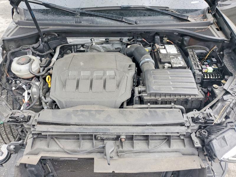 77869615 :رقم المزاد ، WA1EECF36M1021231 vin ، 2021 Audi Q3 مزاد بيع