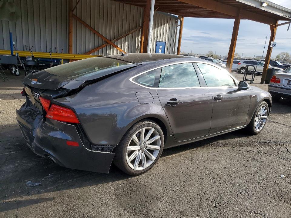 2013 Audi A7 მანქანა იყიდება აუქციონზე, vin: WAUYGAFC4DN017685, აუქციონის ნომერი: 46405886