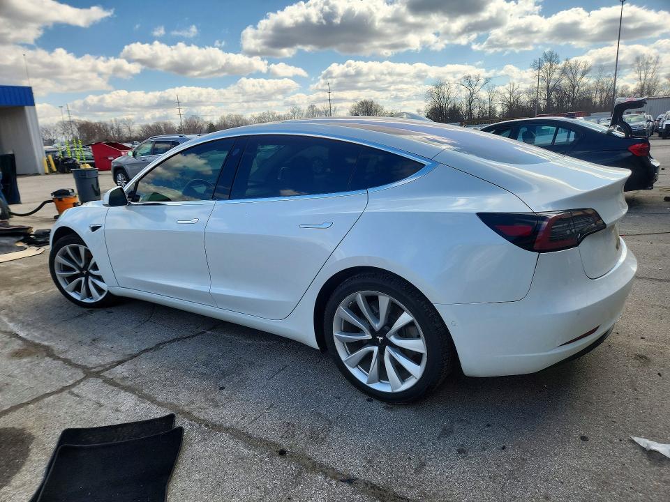 2018 Tesla Model 3 მანქანა იყიდება აუქციონზე, vin: 5YJ3E1EA5JF049803, აუქციონის ნომერი: 45922976