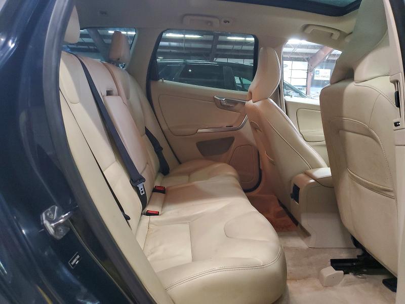 47968236 :رقم المزاد ، YV440MDK8F2741592 vin ، 2015 Volvo Xc60 مزاد بيع