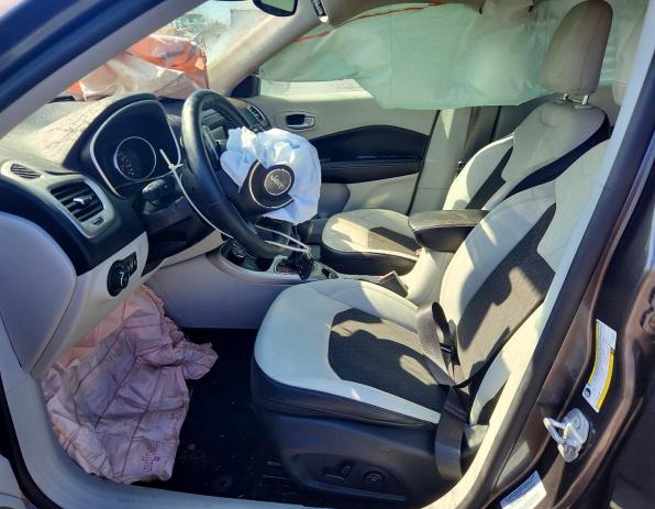 45622296 :رقم المزاد ، 3C4NJDBB6JT139093 vin ، 2018 Jeep Compass مزاد بيع