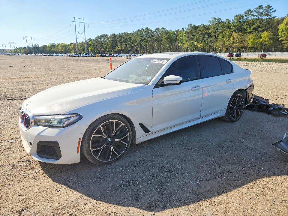 46286546 :رقم المزاد ، WBA53BH0XMWX24811 vin ، 2021 Bmw 530 مزاد بيع