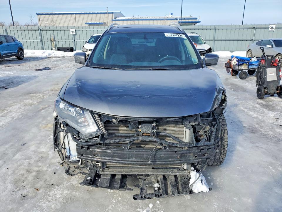 2018 Nissan Rogue მანქანა იყიდება აუქციონზე, vin: 5N1AT2MV7JC823677, აუქციონის ნომერი: 79967225