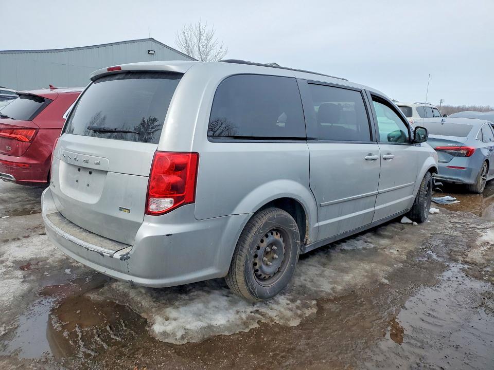2011 Dodge Grand Caravan მანქანა იყიდება აუქციონზე, vin: 2D4RN4DG2BR651858, აუქციონის ნომერი: 76672935