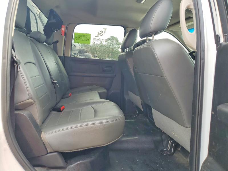 79008675 :رقم المزاد ، 3C7WRNFL2JG317700 vin ، 2018 Ram 5500 مزاد بيع