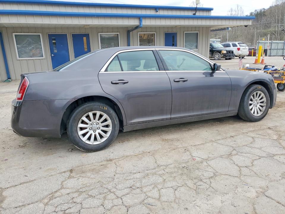 46690136 :رقم المزاد ، 2C3CCAAGXDH707506 vin ، 2013 Chrysler 300 مزاد بيع