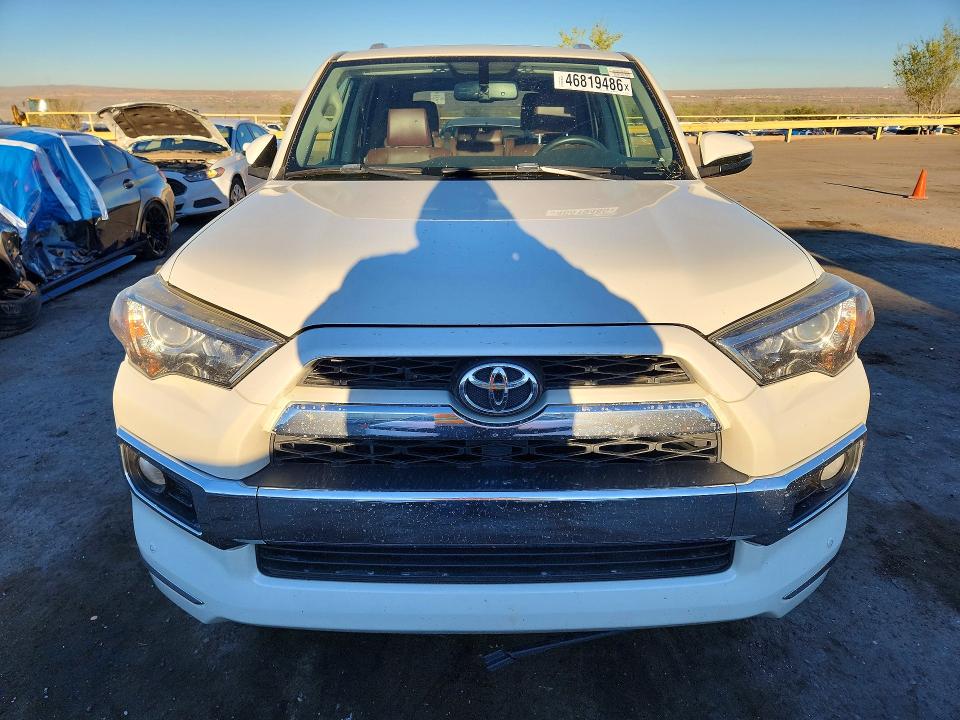 46819486 :رقم المزاد ، JTEZU5JR3J5173002 vin ، 2018 Toyota 4runner مزاد بيع