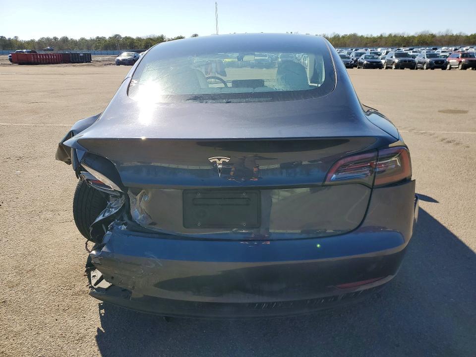 Продажа на аукционе авто 2023 Tesla Model 3, vin: 5YJ3E1EAXPF641027, номер лота: 46448946