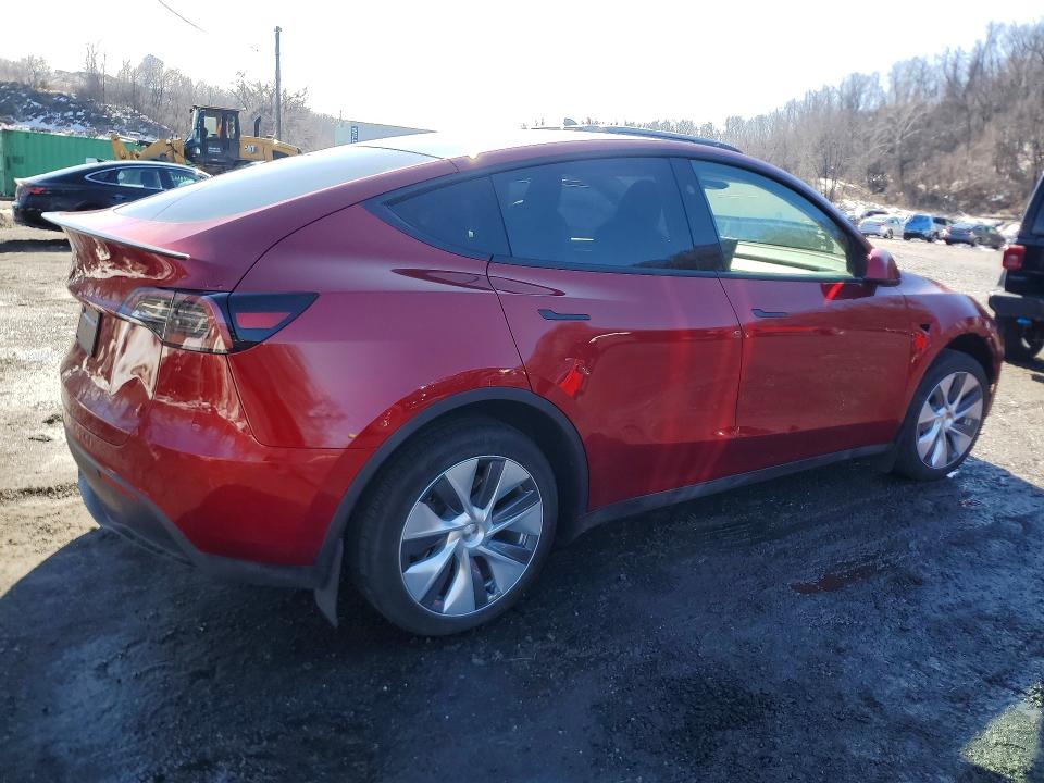 2024 Tesla Model Y მანქანა იყიდება აუქციონზე, vin: 7SAYGDED1RF093274, აუქციონის ნომერი: 79999985