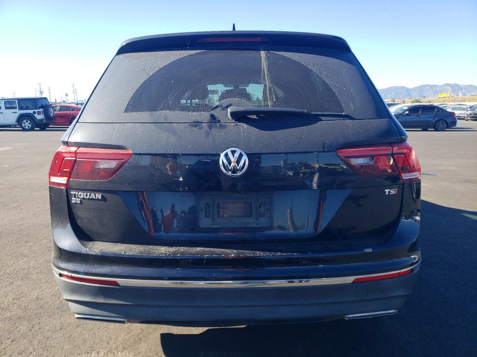 Продаж на аукціоні авто 2018 Volkswagen Tiguan, vin: 3VV3B7AX8JM220045, номер лоту: 45463906