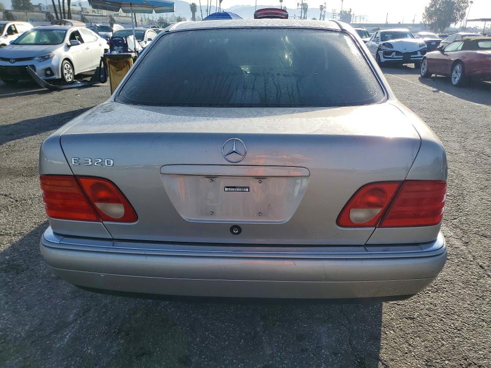 Продажа на аукционе авто 1998 Mercedes-benz E, vin: WDBJF65F8WA648660, номер лота: 46035436