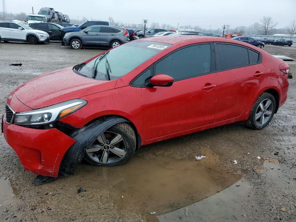 79610595 :رقم المزاد ، 3KPFL4A73JE222013 vin ، 2018 Kia Forte مزاد بيع