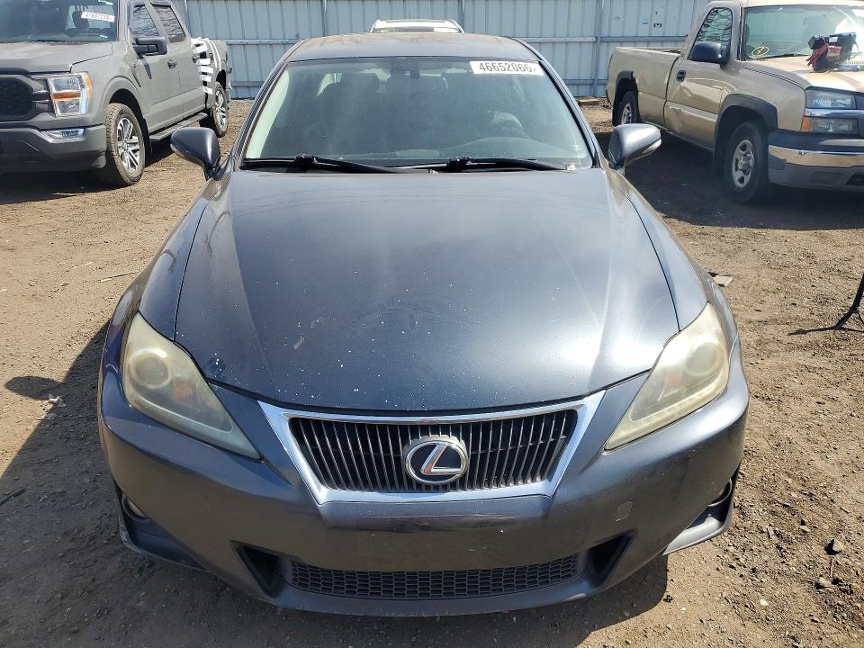 46652066 :رقم المزاد ، JTHCF5C28B5047352 vin ، 2011 Lexus Is 250 مزاد بيع