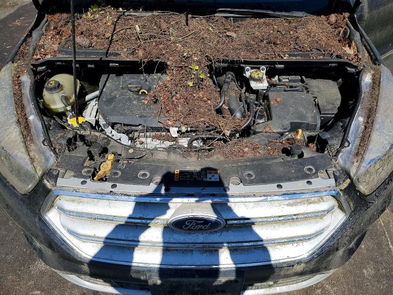 46957736 :رقم المزاد ، 1FMCU9GD8JUA86811 vin ، 2018 Ford Escape مزاد بيع