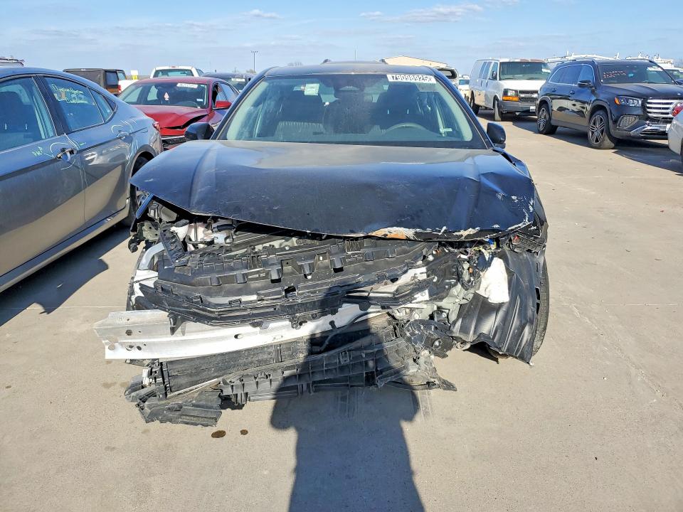 79098925 :رقم المزاد ، 4T1DAACK9SU137737 vin ، 2025 Toyota Camry مزاد بيع