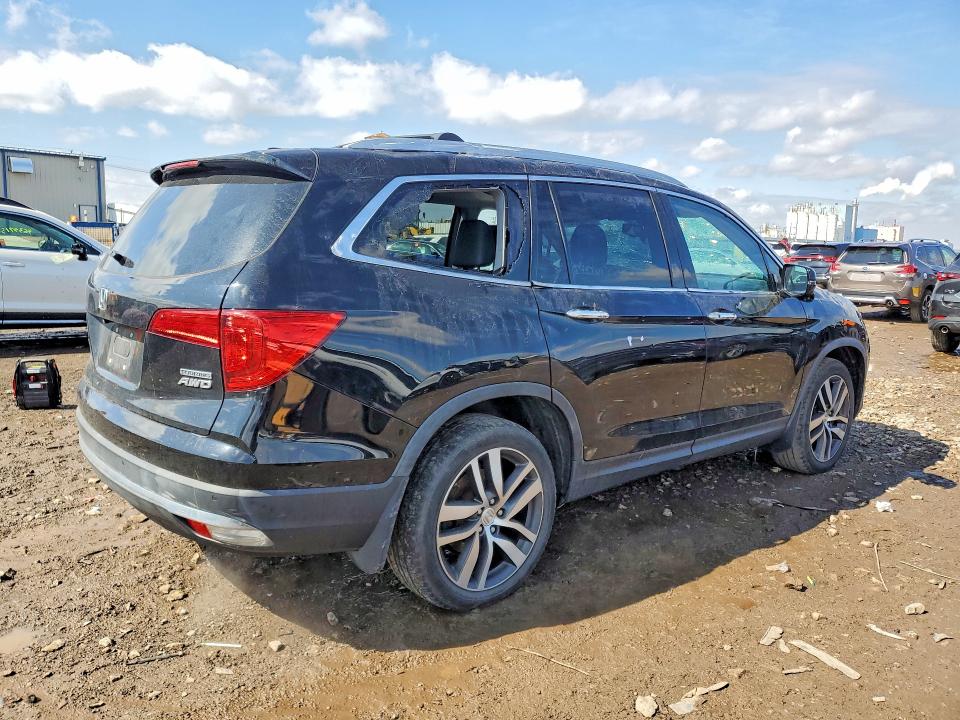 46442066 :رقم المزاد ، 5FNYF6H95JB051326 vin ، 2018 Honda Pilot مزاد بيع
