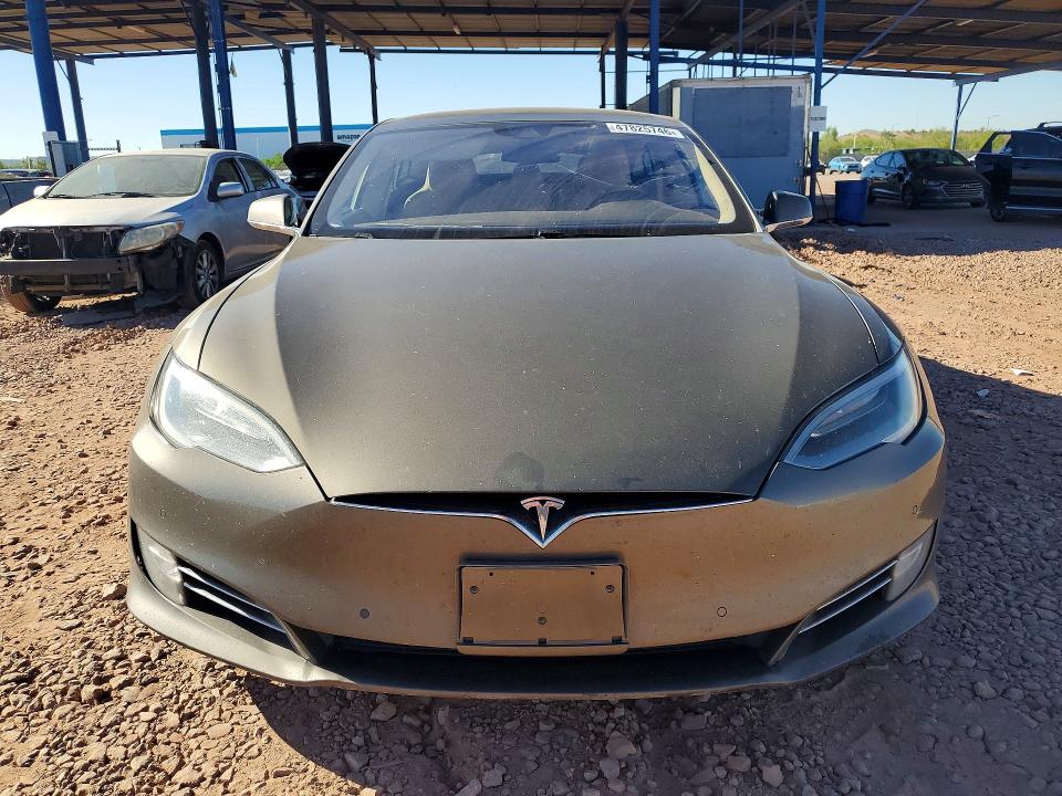 2016 Tesla Model S მანქანა იყიდება აუქციონზე, vin: 5YJSA1E25GF138053, აუქციონის ნომერი: 47825746