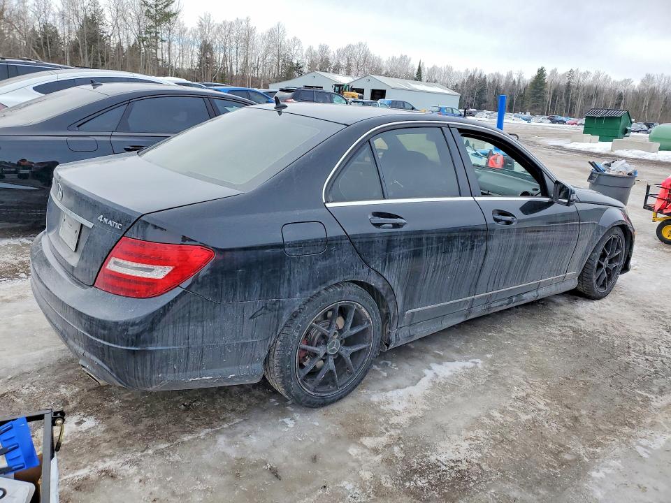 Продаж на аукціоні авто 2013 Mercedes-benz C, vin: WDDGF8ABXDA824797, номер лоту: 79551265