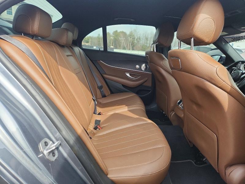 79507905 :رقم المزاد ، WDDZF4KB1KA585072 vin ، 2019 Mercedes-benz E مزاد بيع