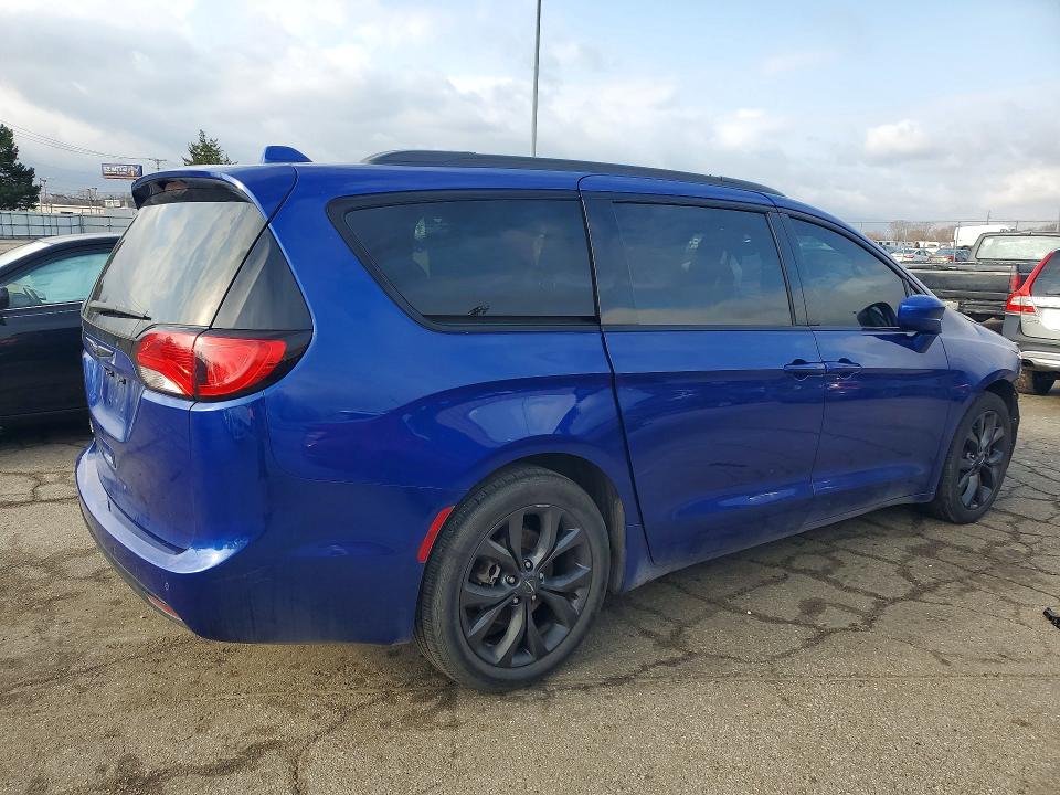 2019 Chrysler Pacifica მანქანა იყიდება აუქციონზე, vin: 2C4RC1EG1KR615756, აუქციონის ნომერი: 78524355