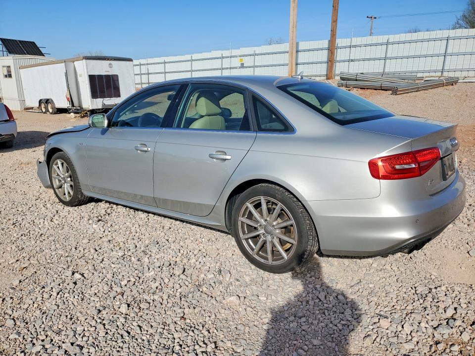 46233606 :رقم المزاد ، WAUFFAFL8EN024358 vin ، 2014 Audi A4 مزاد بيع