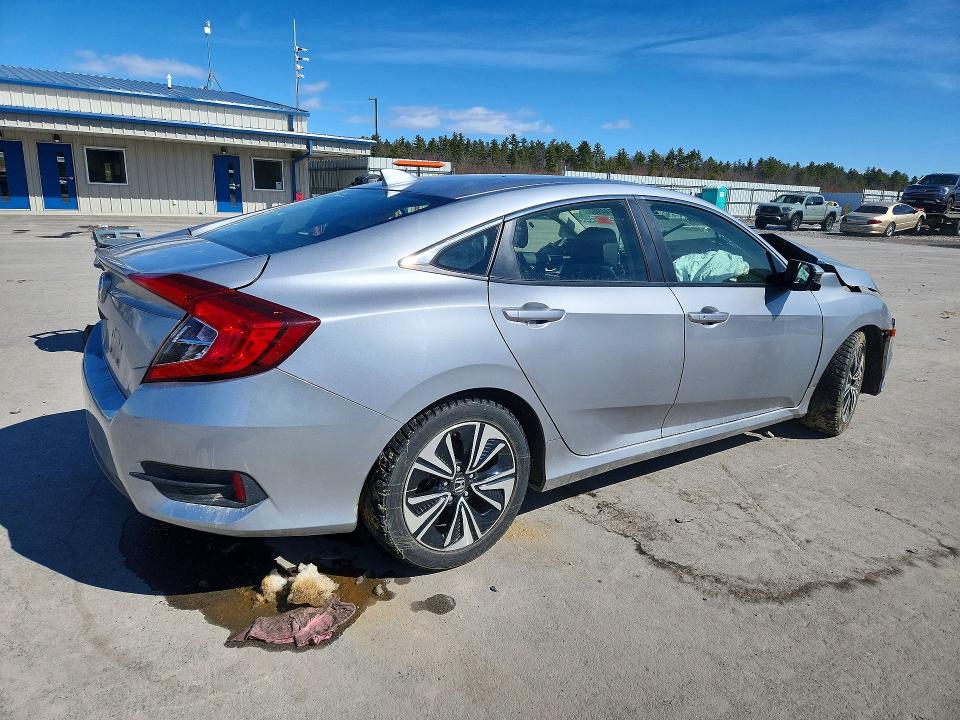 Продаж на аукціоні авто 2018 Honda Civic, vin: JHMFC1F74JX025244, номер лоту: 47449836