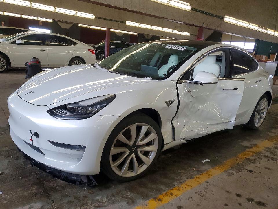 Auction sale of the 2019 Tesla Model 3, vin: 5YJ3E1EA6KF302757, lot number: 45945956