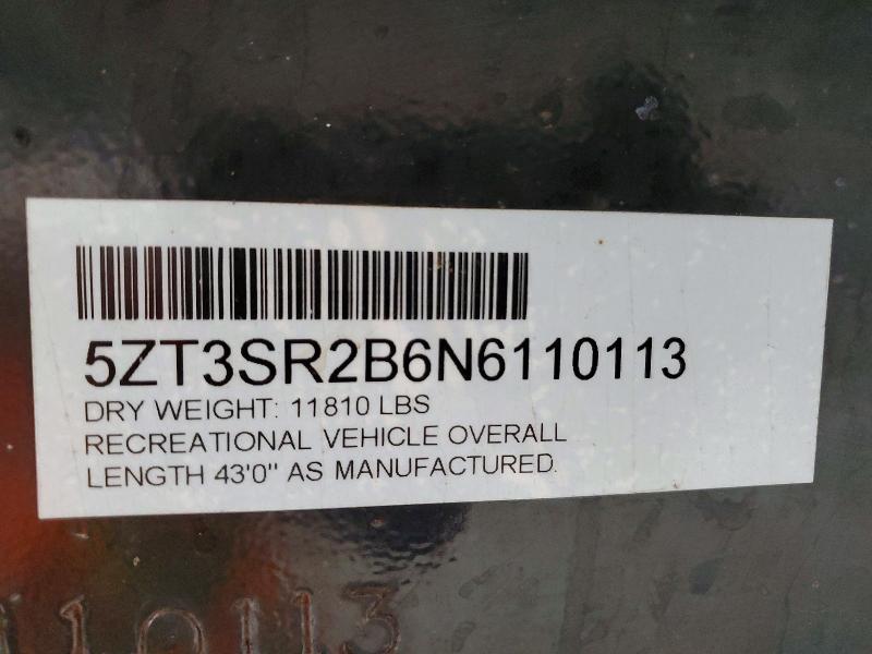 77558855 :رقم المزاد ، 5ZT3SR2B6N6110113 vin ، 2022 Foresriver Sabre مزاد بيع
