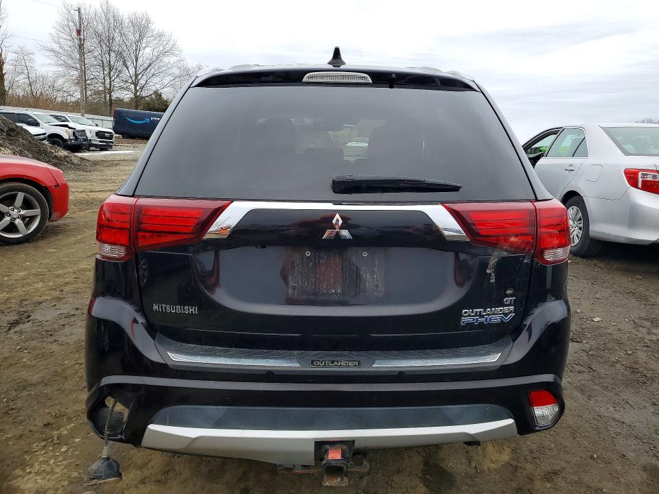 Продаж на аукціоні авто 2018 Mitsubishi Outlander, vin: JA4J24A55JZ057379, номер лоту: 79267835