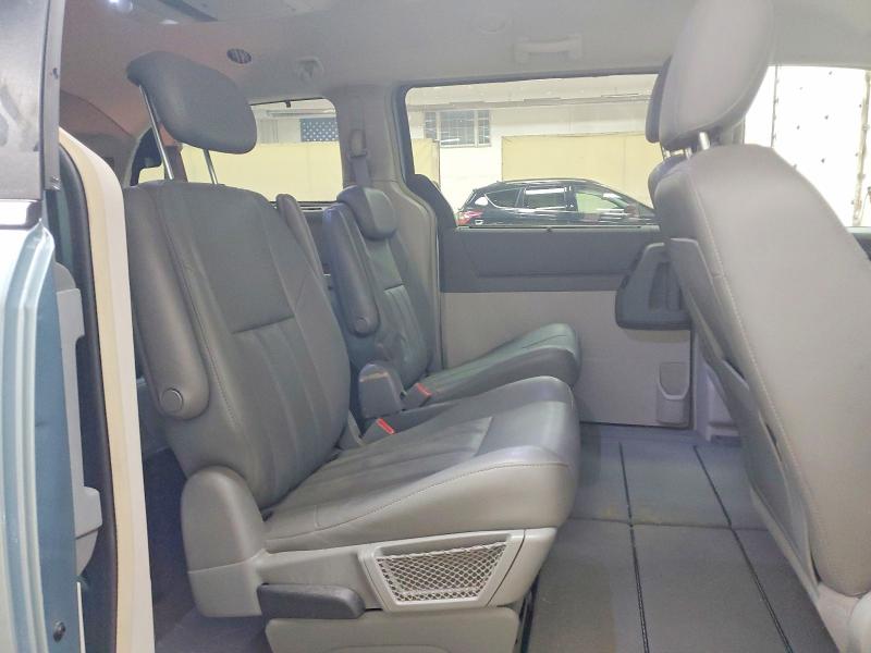 45471526 :رقم المزاد ، 2A8HR54P58R773408 vin ، 2008 Chrysler Town & Country مزاد بيع