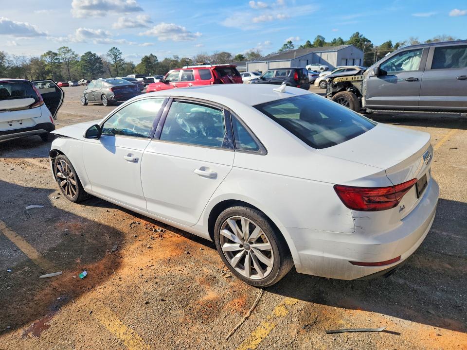 Продаж на аукціоні авто 2017 Audi A4, vin: WAUGMAF41HN061405, номер лоту: 79747025