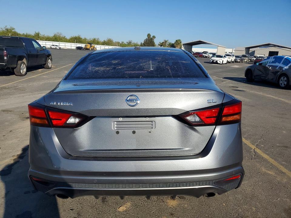 79797725 :رقم المزاد ، 1N4BL4EV2KC238600 vin ، 2019 Nissan Altima مزاد بيع