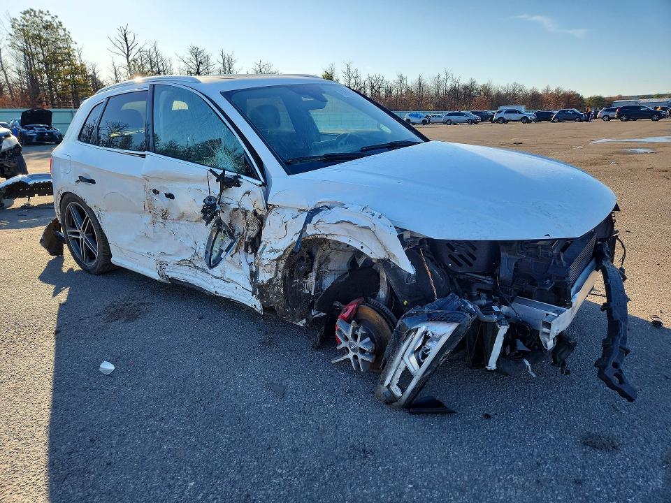 Продажа на аукционе авто 2018 Audi Sq5, vin: WA1C4AFY1J2228139, номер лота: 41669296
