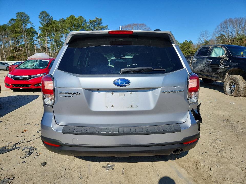 Продажа на аукционе авто 2018 Subaru Forester, vin: JF2SJAJC0JH536827, номер лота: 46145596