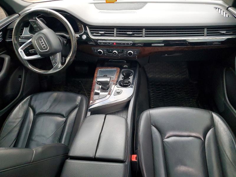 46557976 :رقم المزاد ، WA1LAAF73HD028197 vin ، 2017 Audi Q7 مزاد بيع