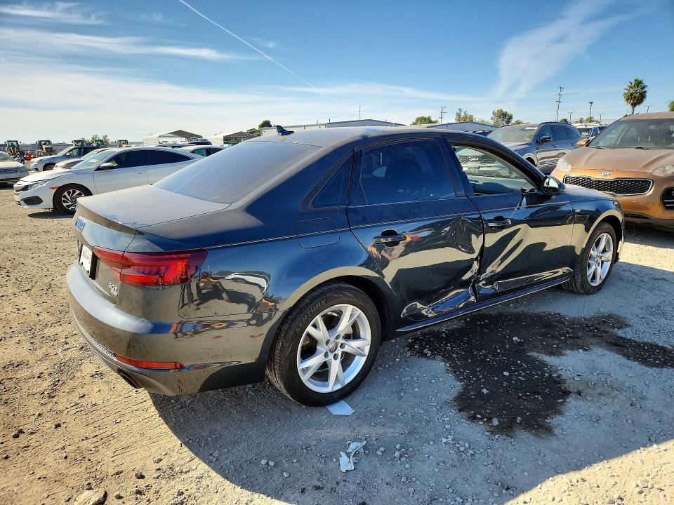 Aukcja sprzedaży 2018 Audi A4, vin: WAUKMAF40JA234208, numer aukcji: 47597276