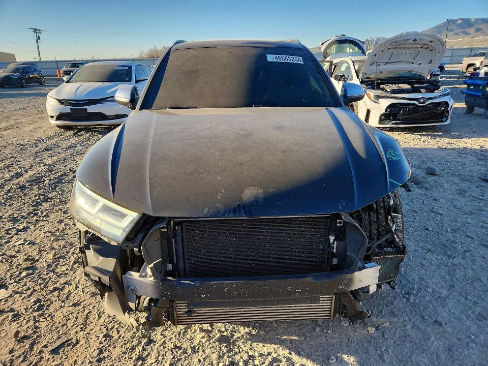 46688256 :رقم المزاد ، WA1B4AFY4L2039628 vin ، 2020 Audi Sq5 مزاد بيع