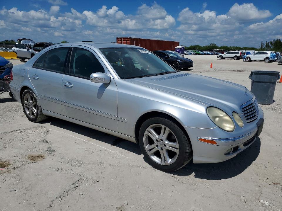 47629646 :رقم المزاد ، WDBUF87J86X203052 vin ، 2006 Mercedes-benz E مزاد بيع