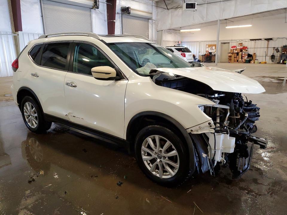 2017 Nissan Rogue მანქანა იყიდება აუქციონზე, vin: 5N1AT2MV7HC892279, აუქციონის ნომერი: 42004696